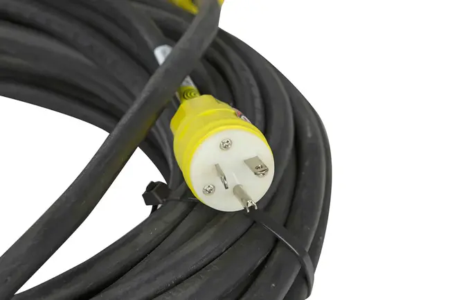 I P C Holdings, LTD. : I P C控股有限公司