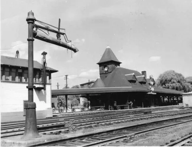 Providence & Worcester Railroad Company : 普罗维登斯伍斯特铁路公司