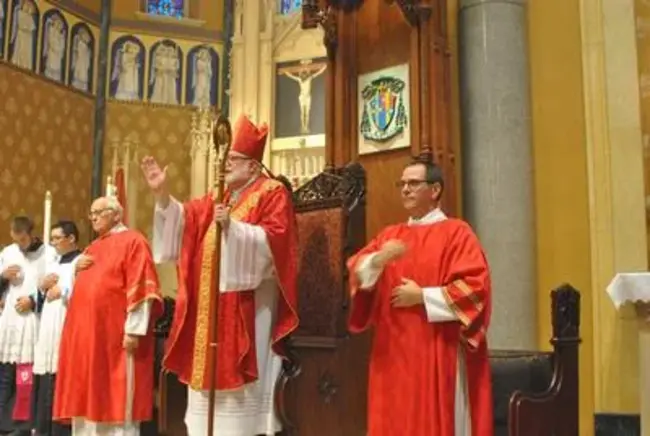 Parish Priest : 教区牧师