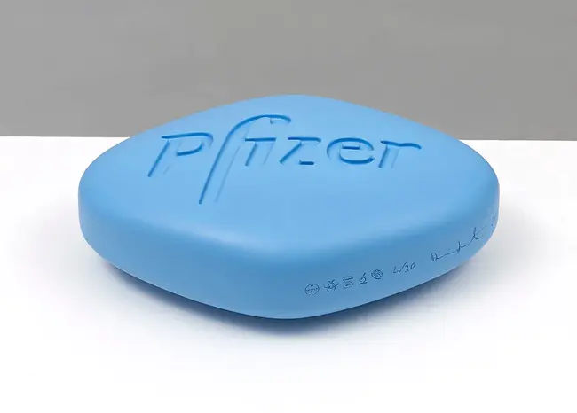 Position of survival craft is marked by other marking. : 救生艇筏的位置用其他标记标出。