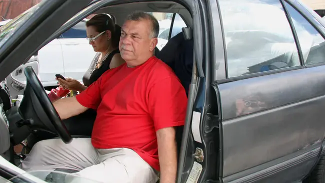 Parents and Families of Lesbians And Gays : 女同性恋和同性恋者的父母和家庭