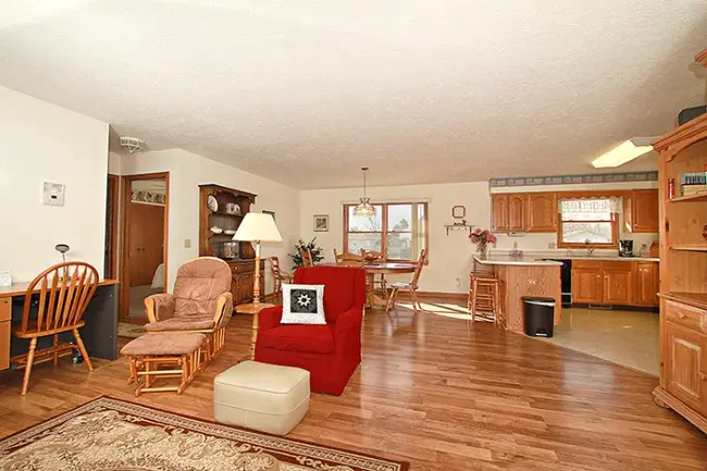 TV-27, AM-570, Youngstown, Ohio : 俄亥俄州扬斯敦,AM-570,TV-27