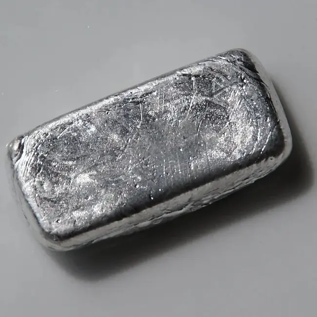 Indium : 铟