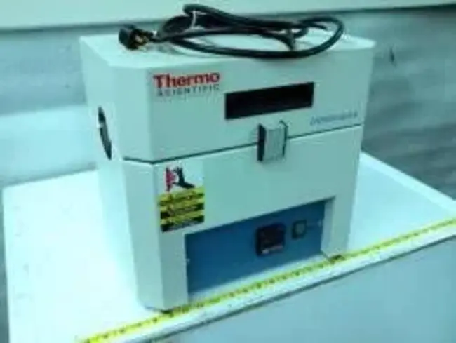 Thermo Mechanical Analyzer : 热机械分析仪