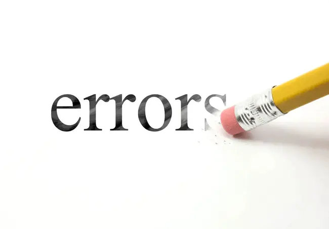 Errors and Omissions Excepted : 错误和遗漏除外