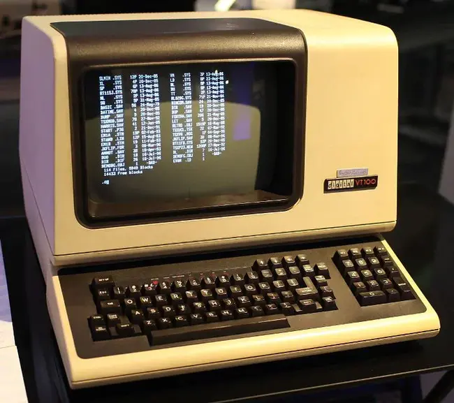 Computer Operator Terminal : 计算机操作终端