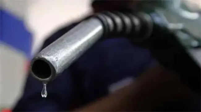Petroleum, Oils, and Lubricants : 石油、油和润滑剂