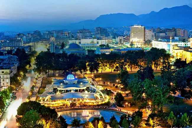Tirana, Albania : 阿尔巴尼亚Tirana