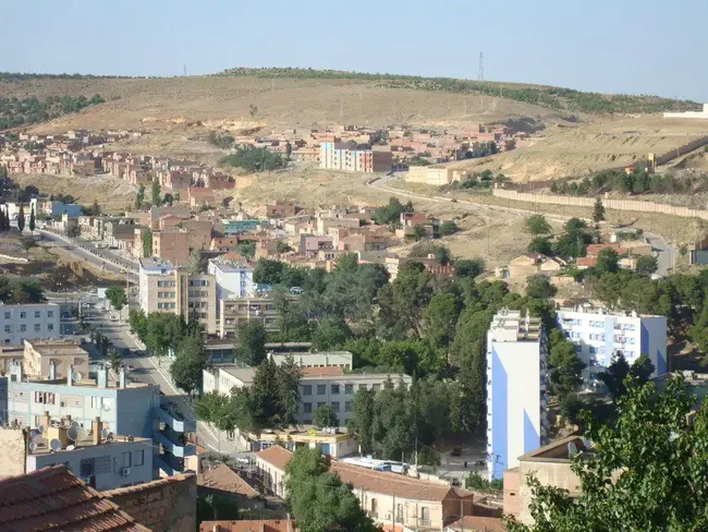 Tiaret, Algeria : 阿尔及利亚提亚雷特