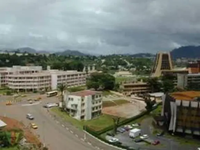 Yaounde, Republic Of Cameroon : 喀麦隆共和国雅温得