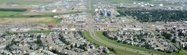 Lloydminster Municipal Airport, LLoydminster, Alberta, Canada : 加拿大阿尔伯塔省劳埃德明斯特市机场