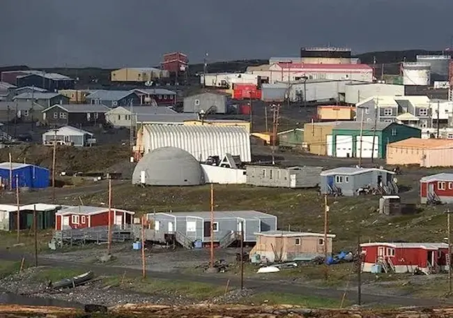 Sanikiluaq Airport, Sanikiluaq, NorthWest Territories, Canada : 萨尼基卢阿克机场, 萨尼基卢阿克, 西北地区, 加拿大