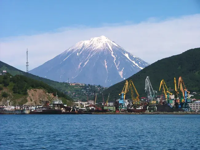 Petropavlovsk, Kamchatka, Russia : 俄罗斯堪察加半岛彼得巴甫洛夫斯克