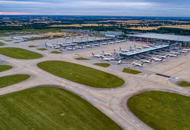 Stansted Airport, London, England, UK : 斯坦斯特德机场，伦敦，英国，英国