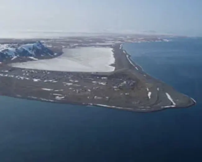 Gambell Airport, Gambell, Alaska USA : 甘贝尔机场, 甘贝尔, 阿拉斯加 美国