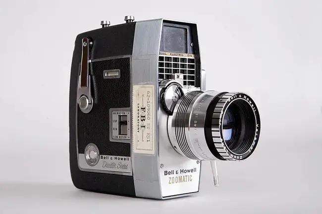 Bell & Howell Company : 贝尔豪厄尔公司