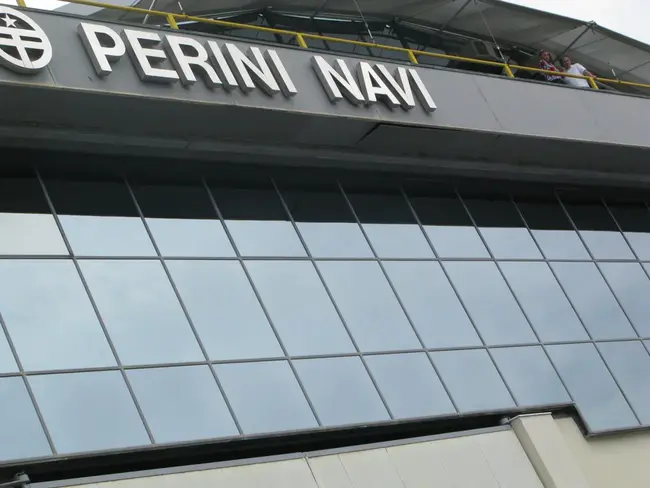 Perini Corporation : 佩里尼公司