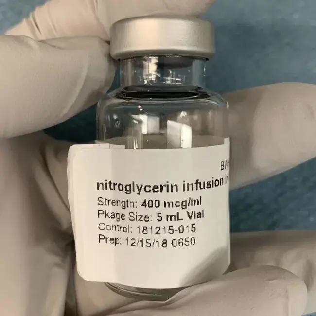 Nitroglycerin : 硝酸甘油