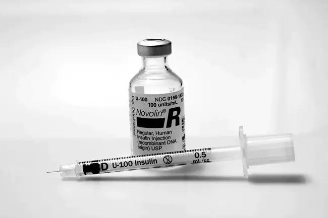 Insulin dependent diabetes : 胰岛素依赖性糖尿病