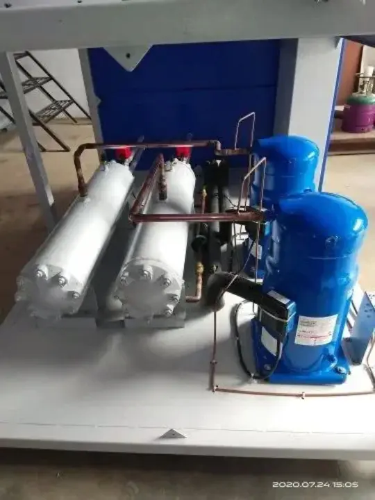 Water-Cooled Chillers with Rotary Screw Compressors : 带旋转螺杆式压缩机的水冷式冷水机组
