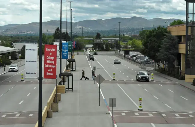 Reno/ Tahoe Cannon International Airport : 雷诺/大霍坎农国际机场