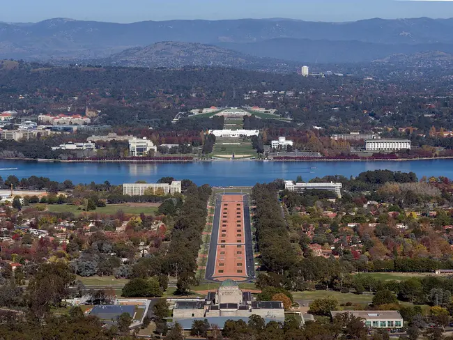 Canberra : 堪培拉