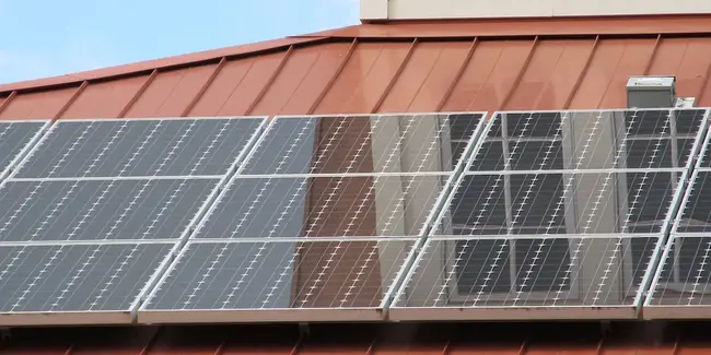 Solar Array Deployment : 太阳能电池组部署