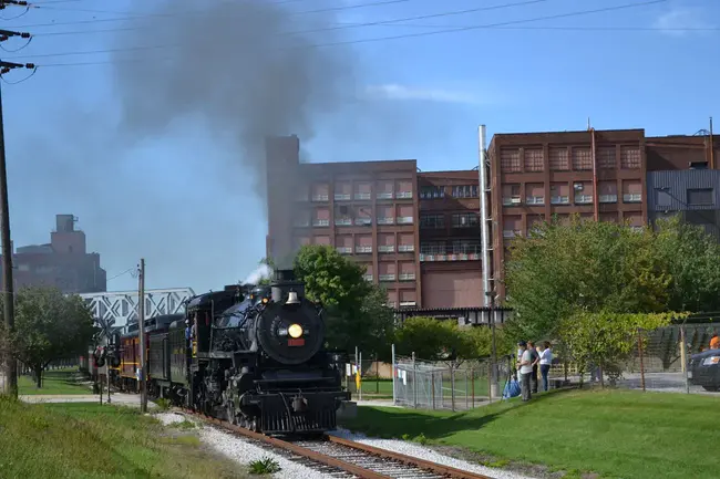 Akron and Barberton Belt Railroad Company : 阿克隆和巴伯顿带铁路公司