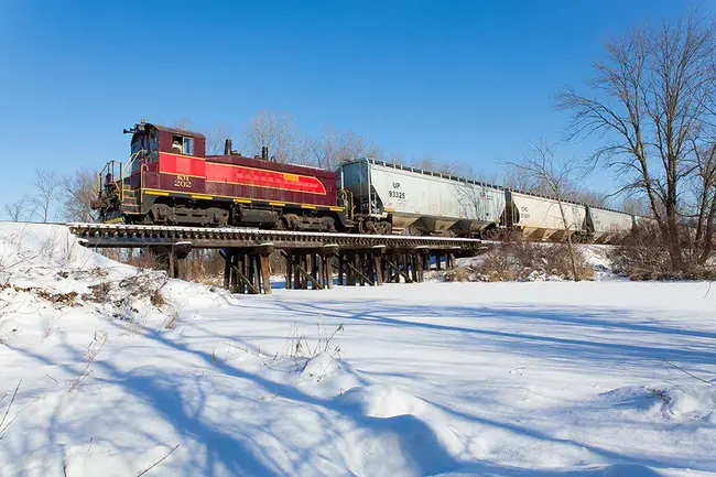 Chicago-Chemung Railroad Corporation : 芝加哥车蒙铁路公司