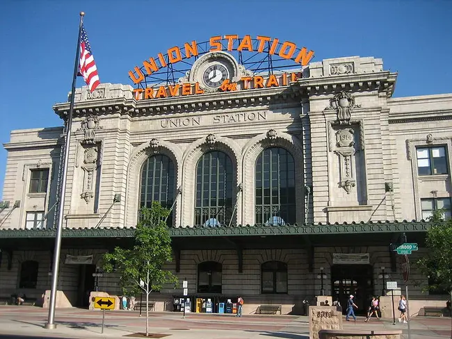 Denver Union Terminal Railway Company : 丹佛联合终点铁路公司