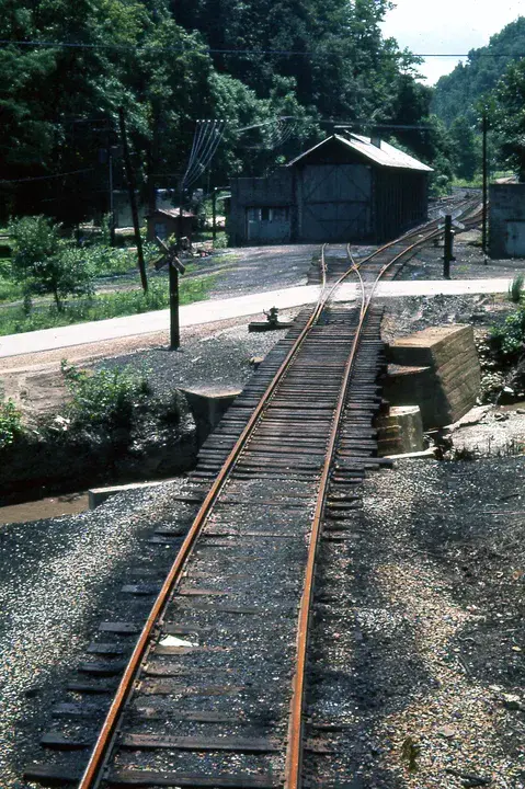 Winifrede Railroad Company : 威尼弗雷德铁路公司