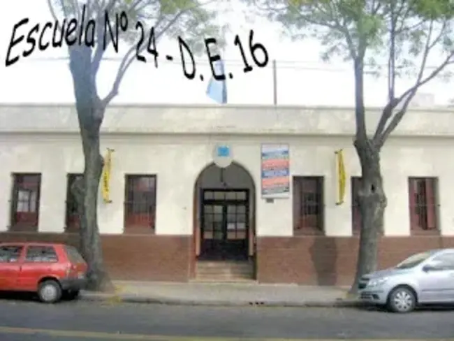 Escuela Politécnica del Ejército : 陆军理工学校