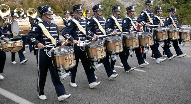 Marching Band : 行进乐队