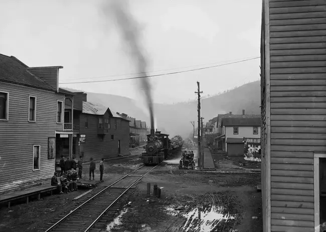 Steam Locomotive : 蒸汽机车