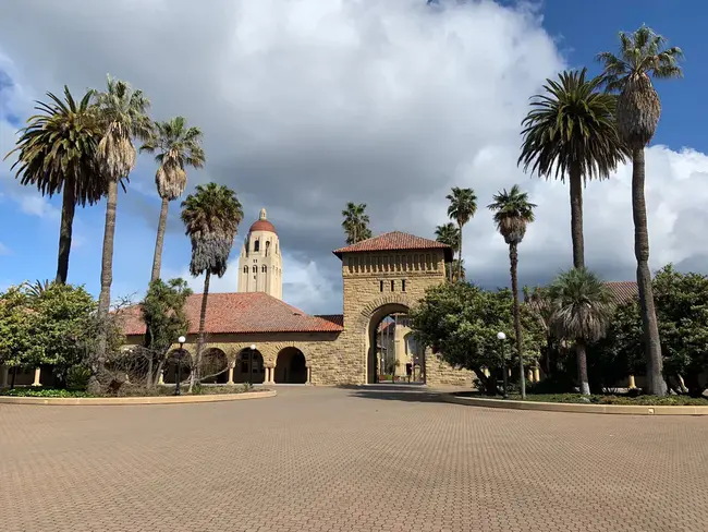 Stanford In Government : 斯坦福大学在政府