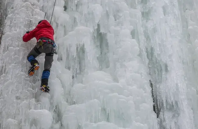 Ice Climbers : 雪山攀登者