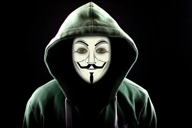 Anonymous Blow Hard : 匿名打击