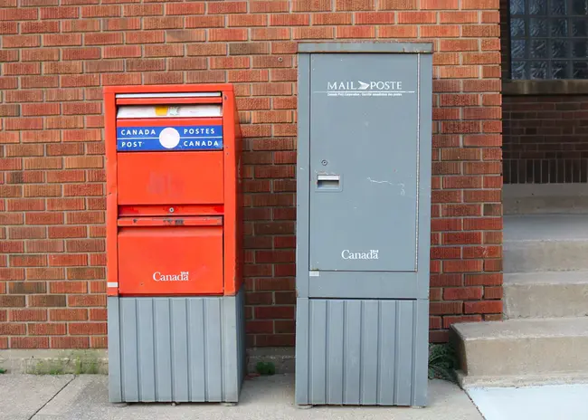 Canada Post Corporation : 加拿大邮政公司