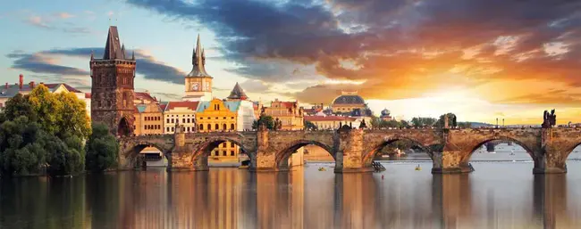 Czech Travel Guide : 捷克旅游指南