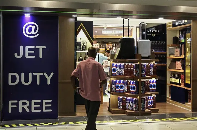 Duty Free Shopping : 免税购物