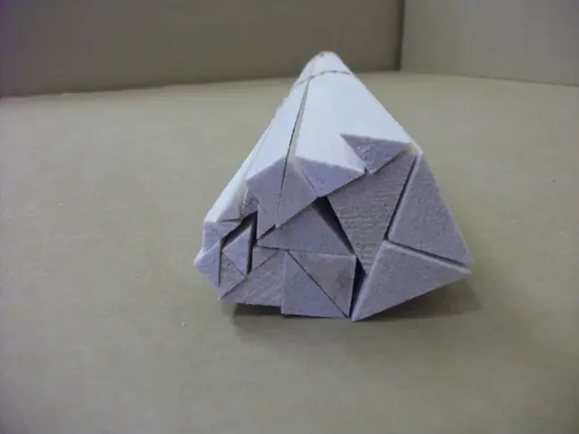 Triangular Tri Pak : 三角三宝