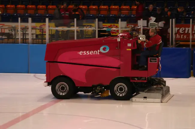 Zamboni Men : 赞比尼人