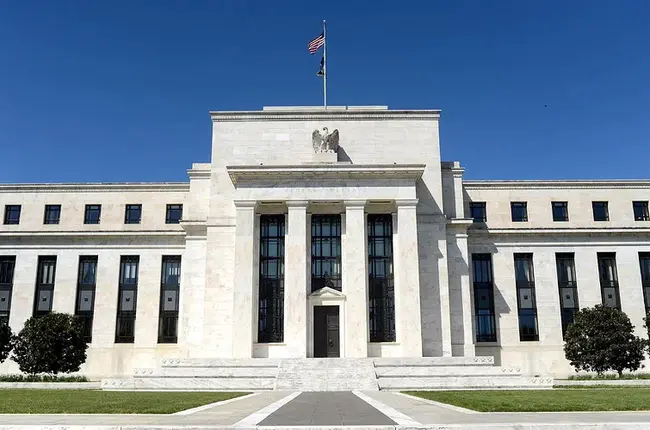Federal Reserve Bank : 联邦储备银行