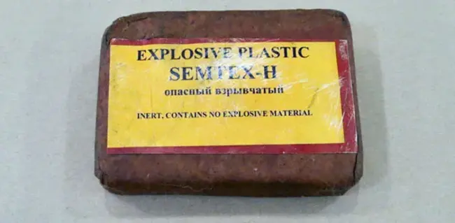 High Explosive Plastic : 高爆炸性塑料