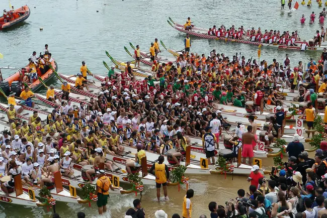 Outboard Drag Boat Association : 舷外拖船协会