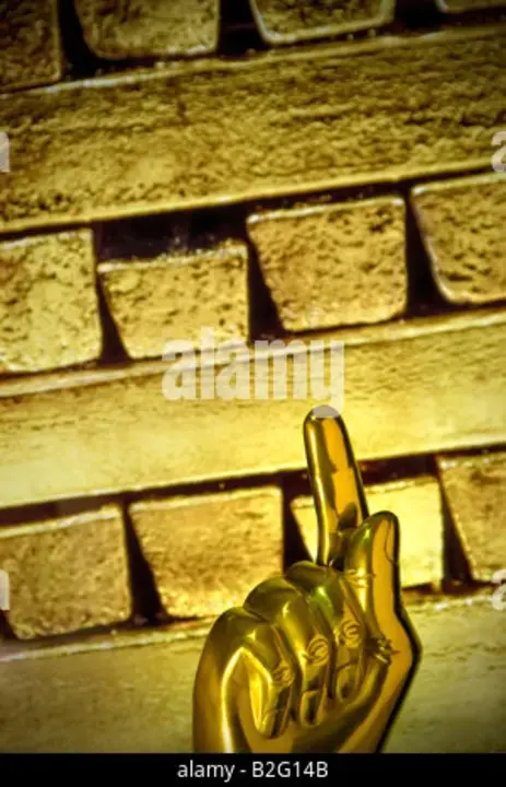 Gold Fingers : 金手指