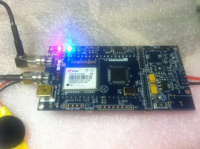 Gps Receiver Applications Module : GPS接收机应用模块