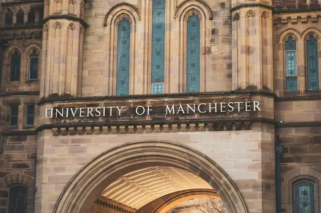 University Of Manchester Language : 曼彻斯特语言大学