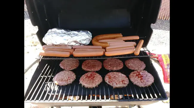 Memorial Day Meat Feast : 阵亡将士纪念日肉宴