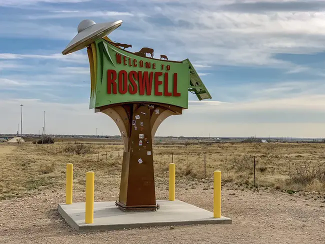 Roswell Neglected, Incorporated : 罗斯威尔被忽视公司